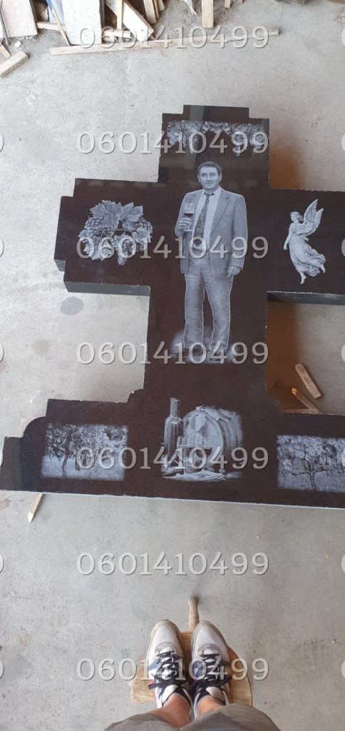 Krstovi - Nadgrobni Spomenici Granit Premium 036